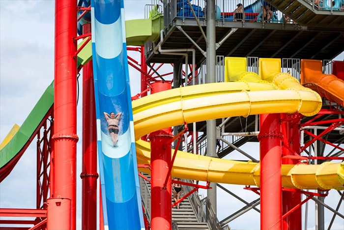parc aquatique atlantide-glissade d'eau-olympe